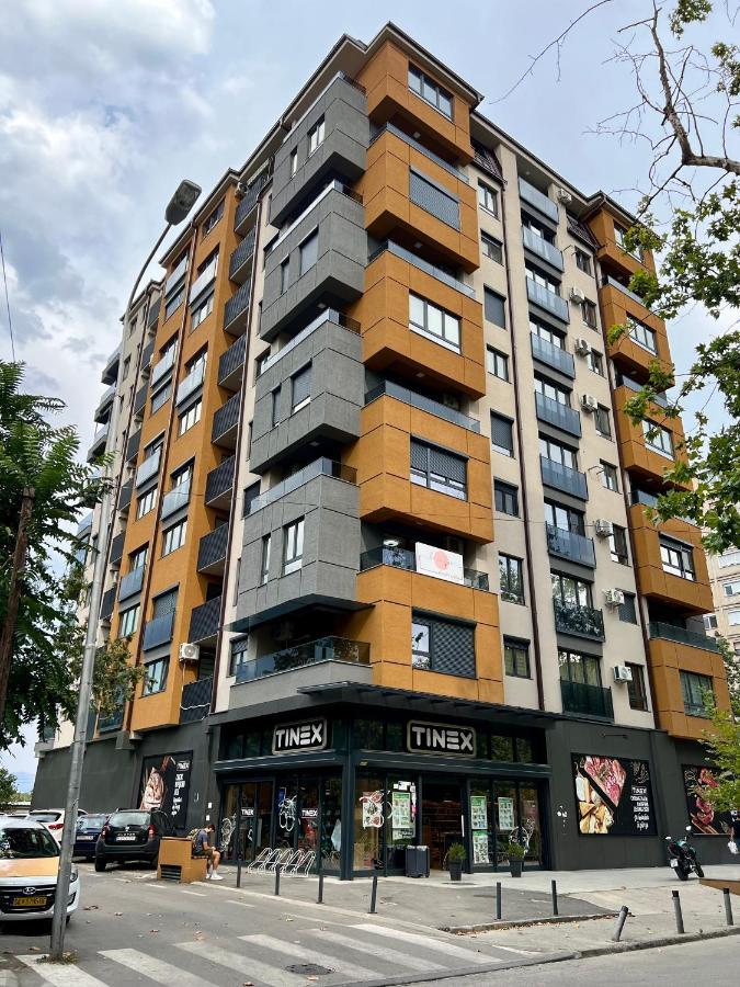 Aj Luxe Residence Skopje Bagian luar foto