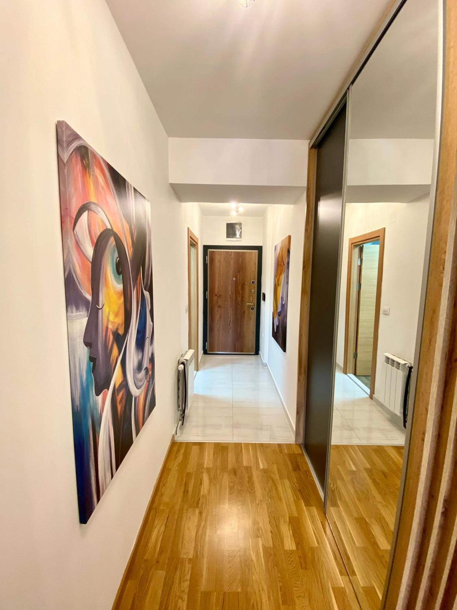 Aj Luxe Residence Skopje Bagian luar foto