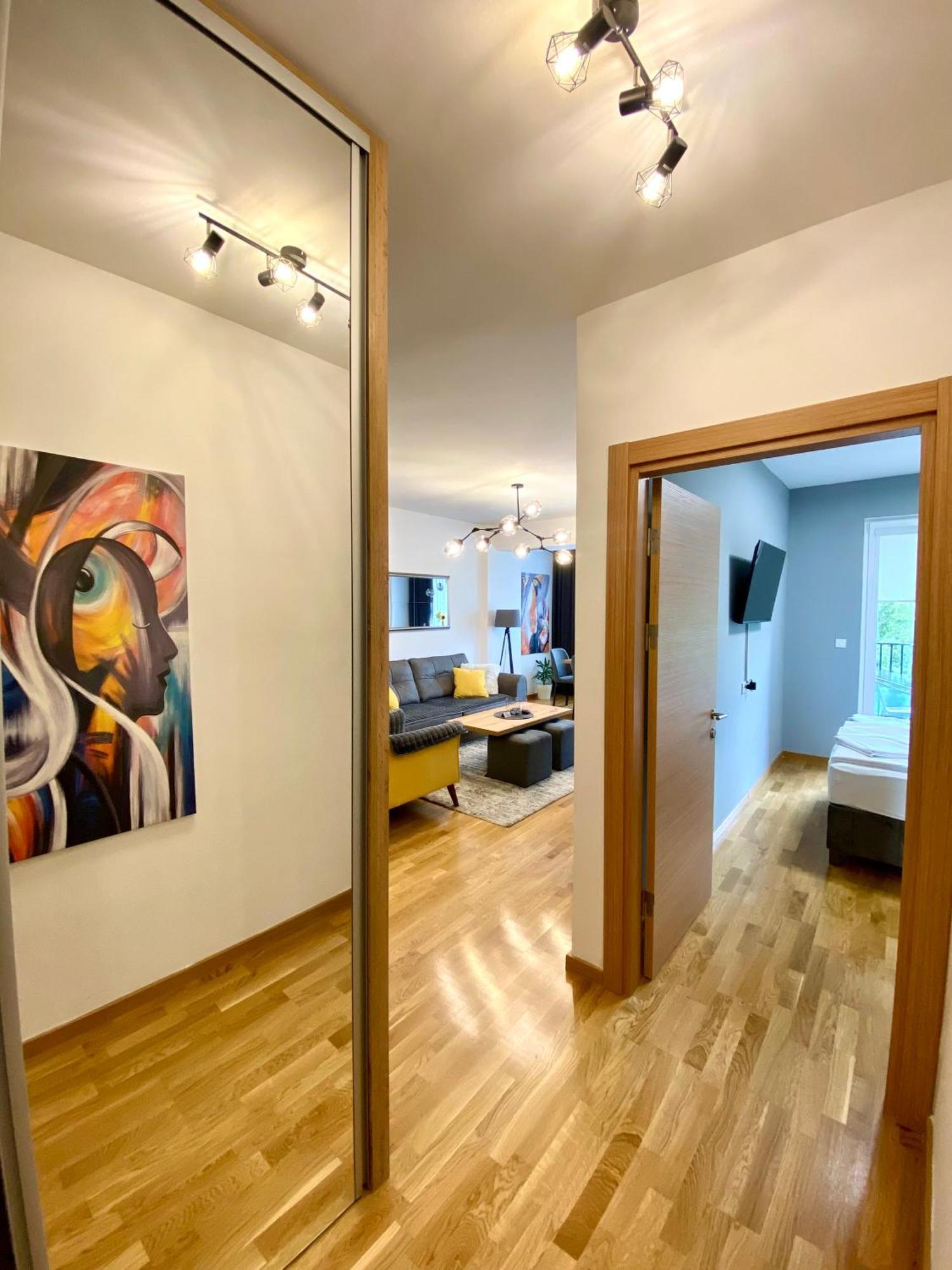 Aj Luxe Residence Skopje Bagian luar foto